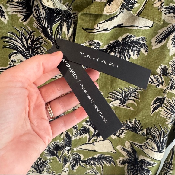 NWT Tahari 100% Linen Green Tropical Palm Printed Button Up Top Large - Picture 4 of 5